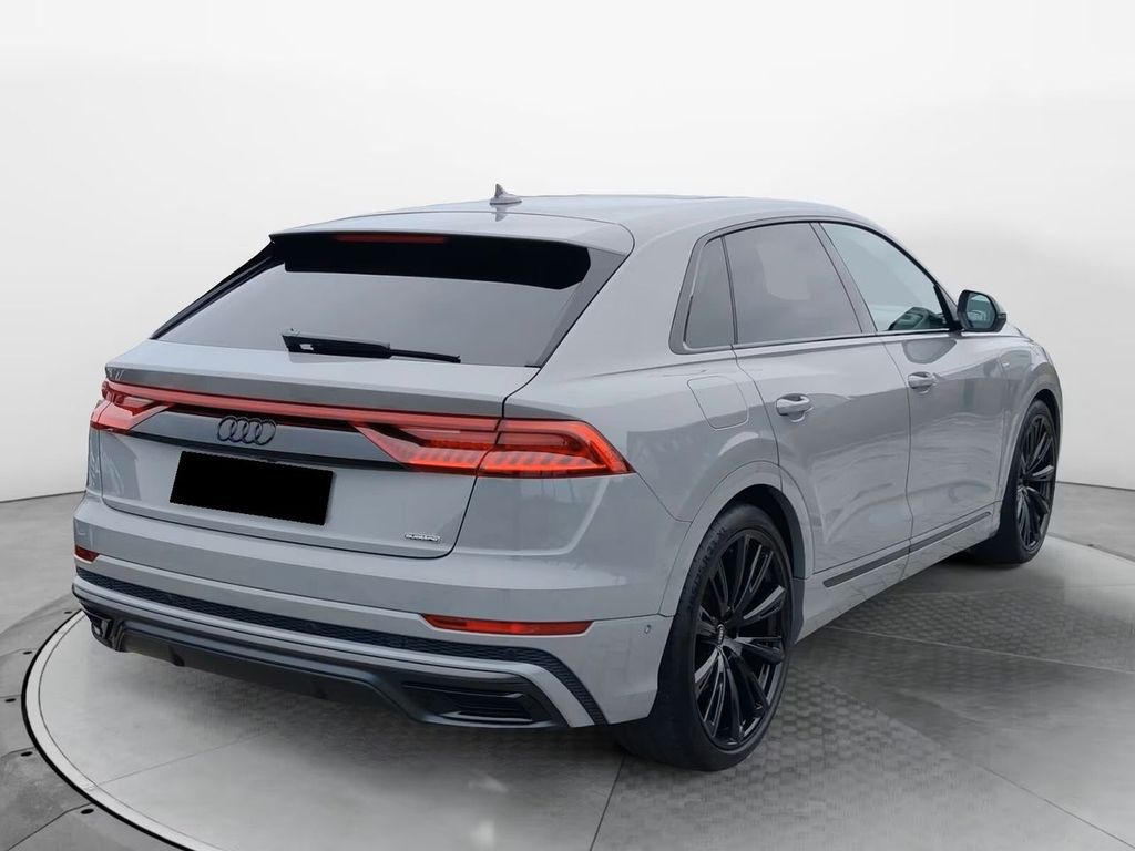 Audi Q8 2023
