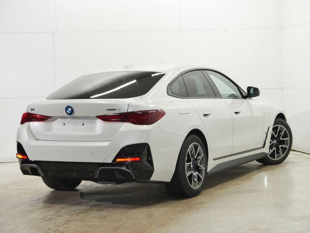 BMW i4 2024