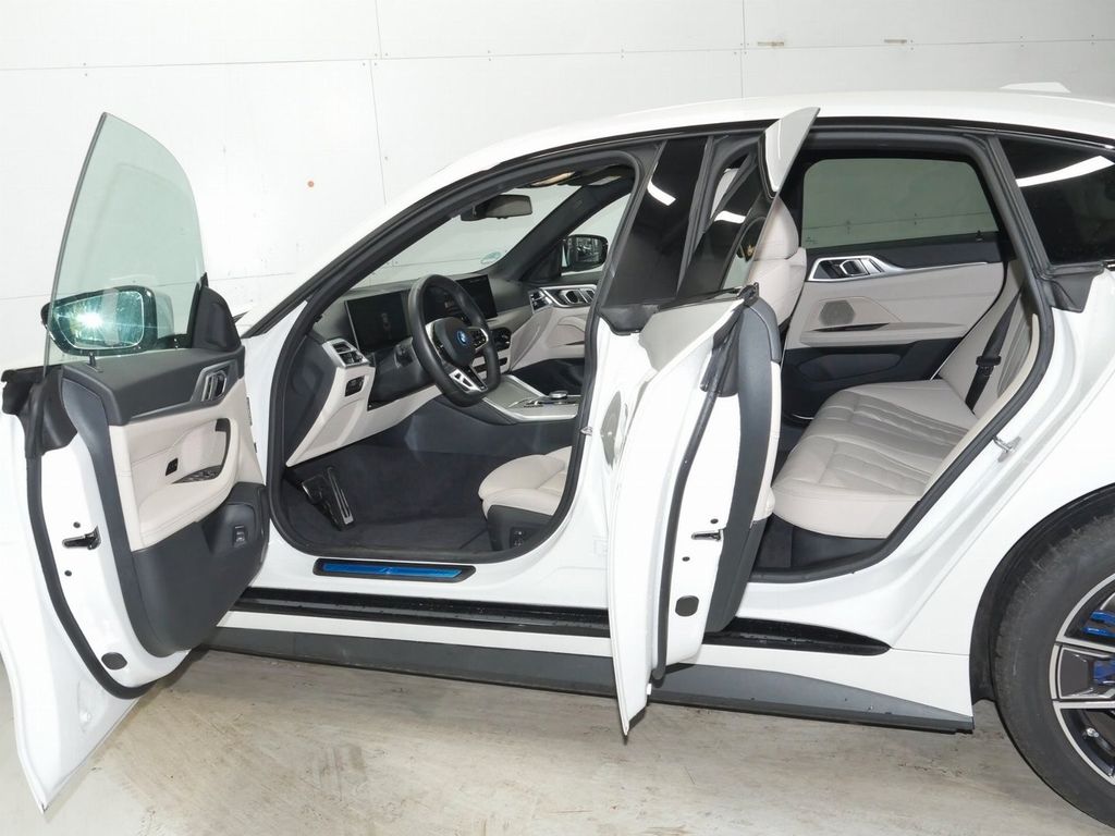 BMW i4 2024
