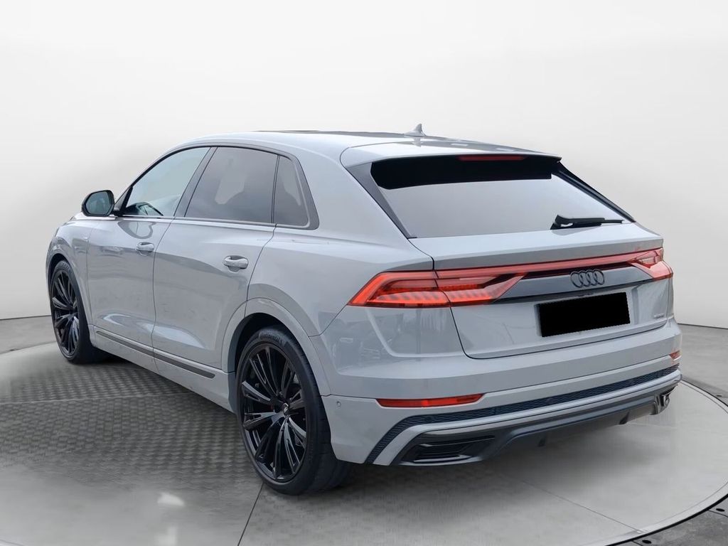 Audi Q8 2023
