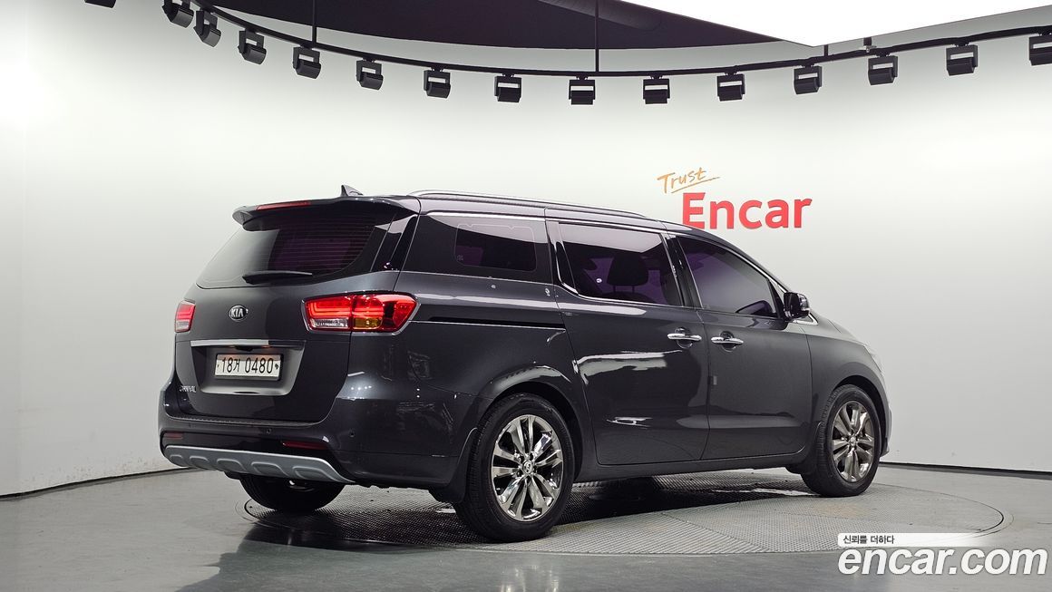 Kia Canival 2016