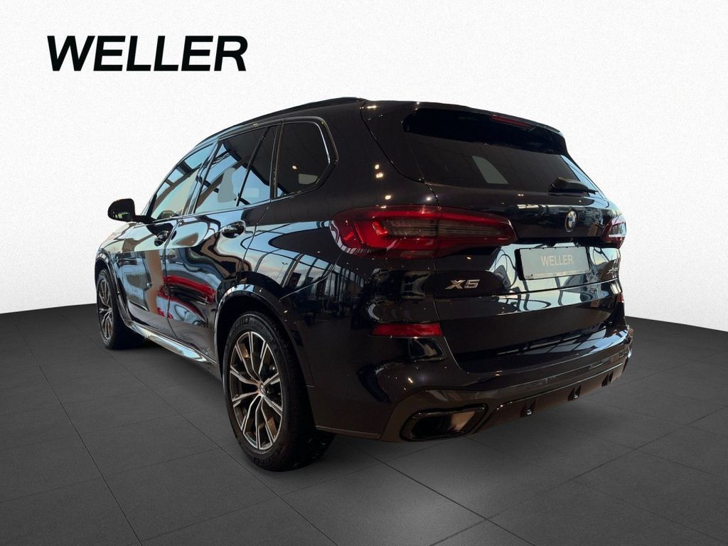 BMW X5 2022