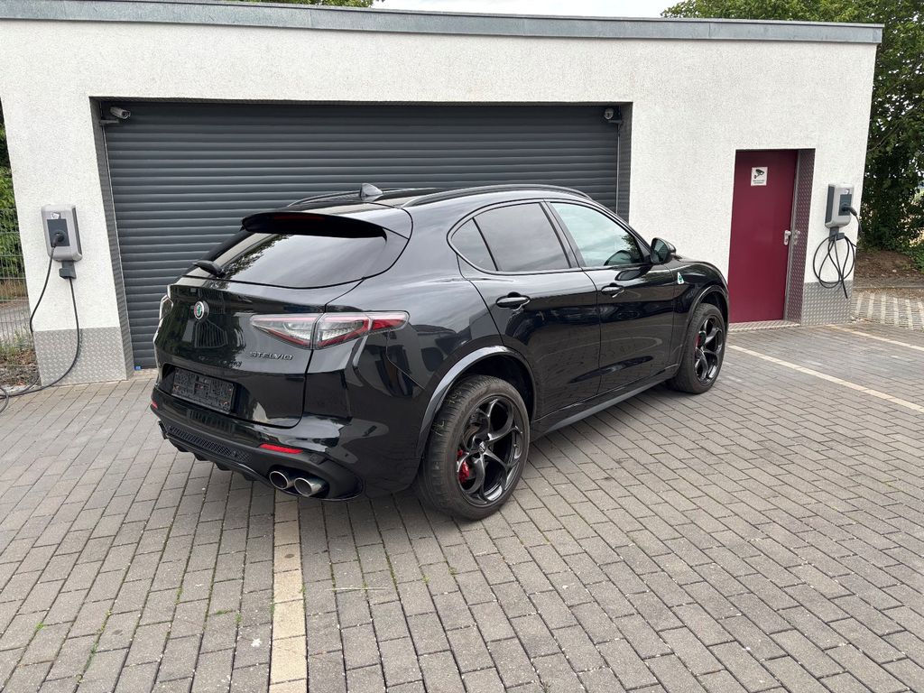Alfa Romeo Stelvio 2022