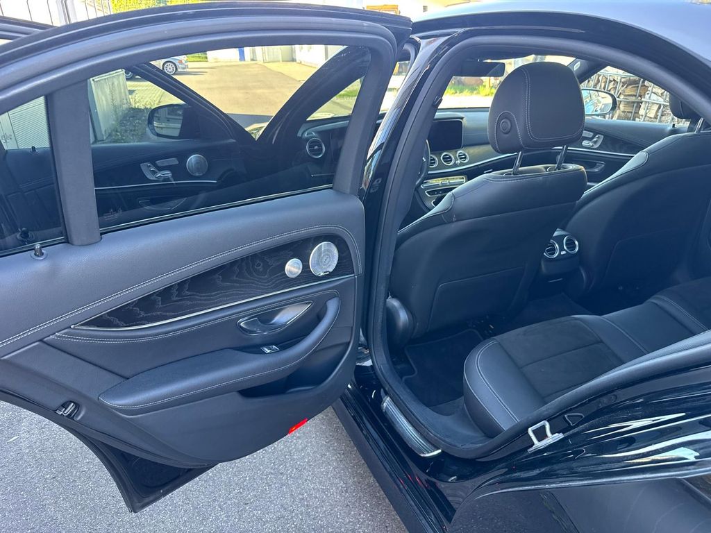 Mercedes-Benz E 300 2021