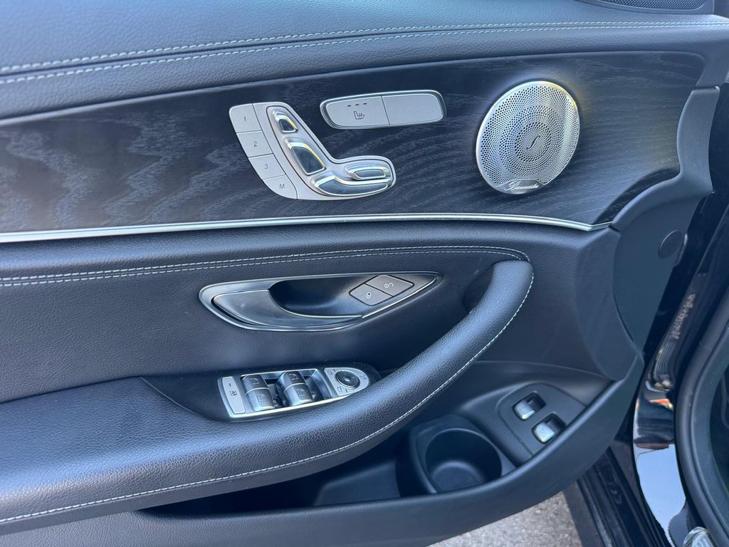 Mercedes-Benz E 300 2021