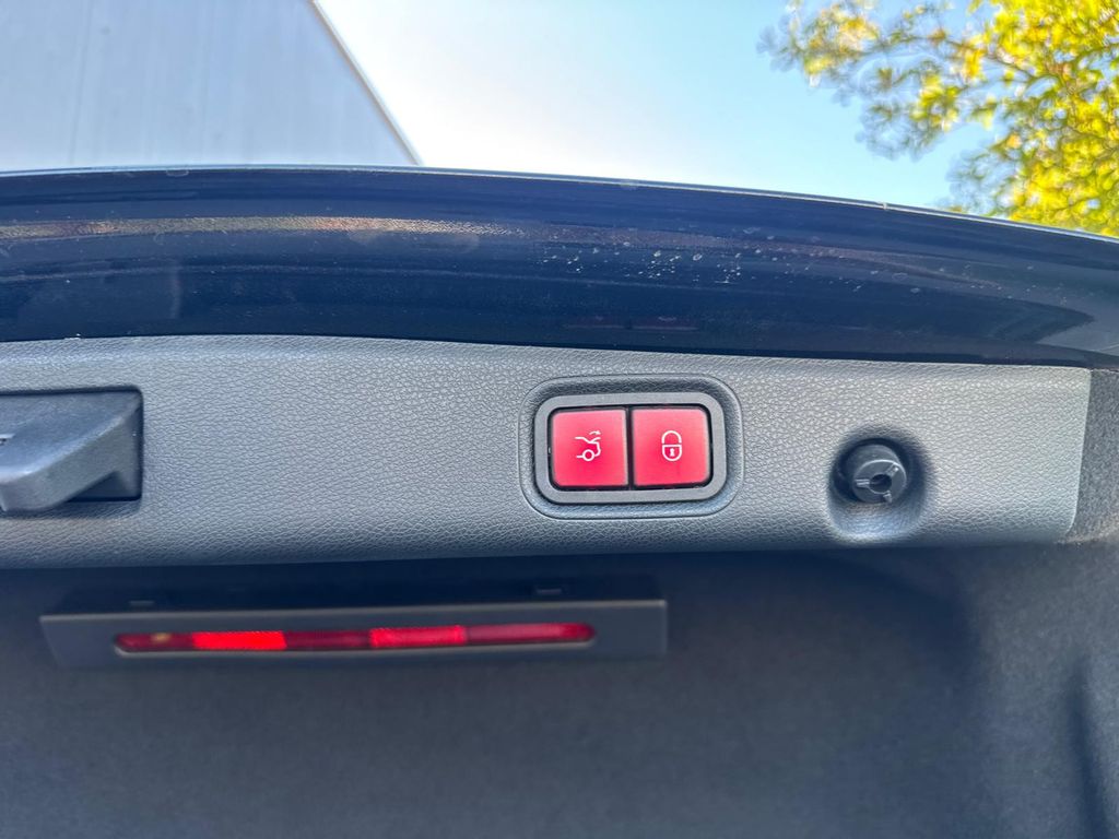 Mercedes-Benz E 300 2021