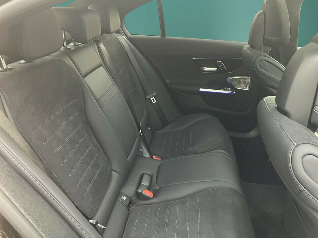 Mercedes-Benz C 220 2025