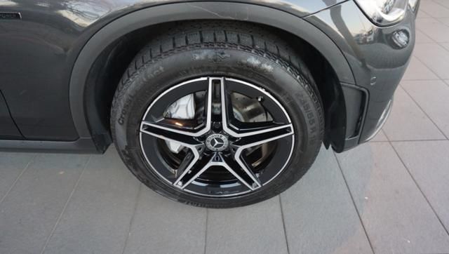Mercedes-Benz GLC 300 2021