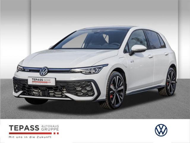 Volkswagen Golf 2025