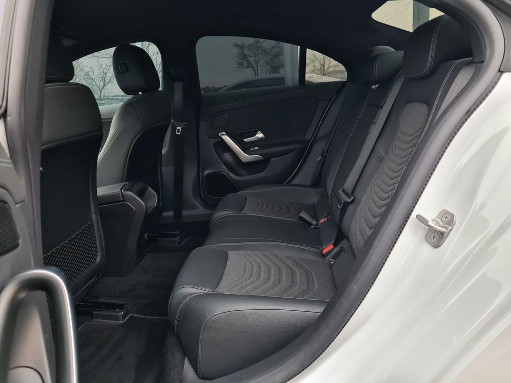 Mercedes-Benz CLA 200 2023
