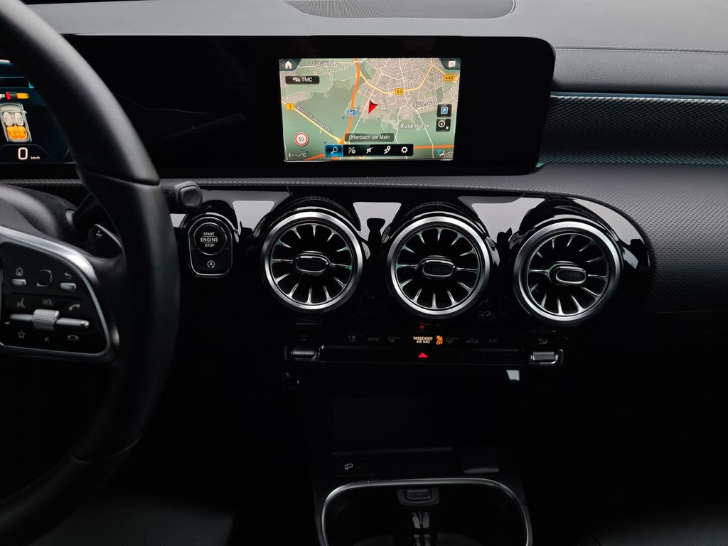 Mercedes-Benz CLA 200 2023