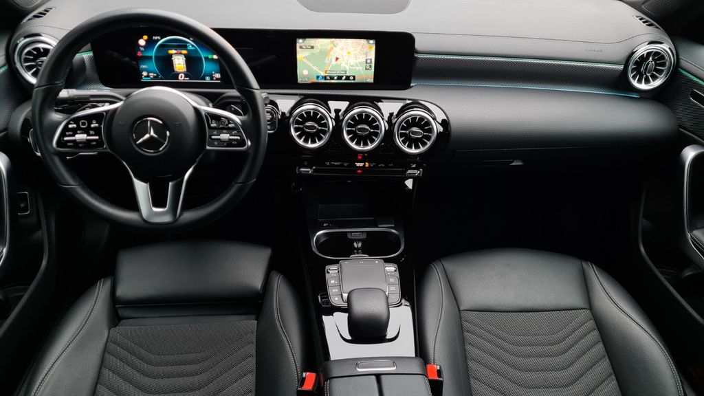 Mercedes-Benz CLA 200 2023