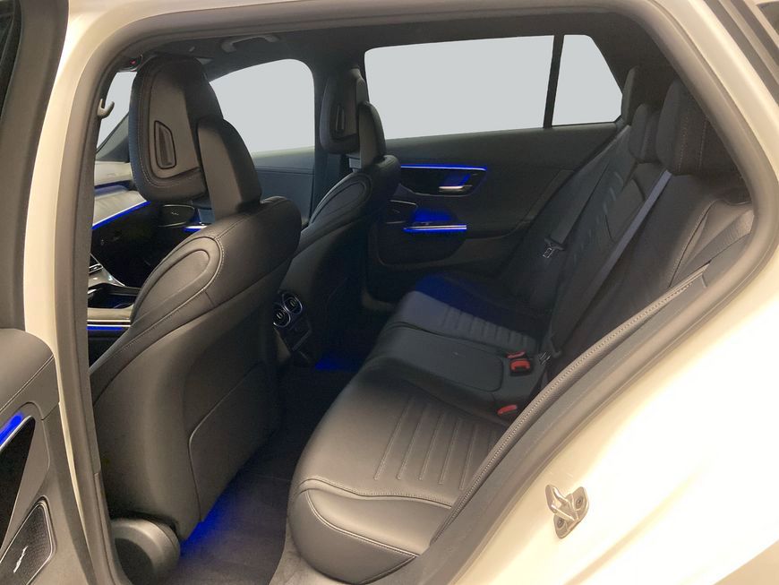 Mercedes-Benz C 200 2025