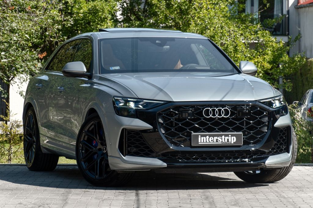 Audi RSQ8 2025