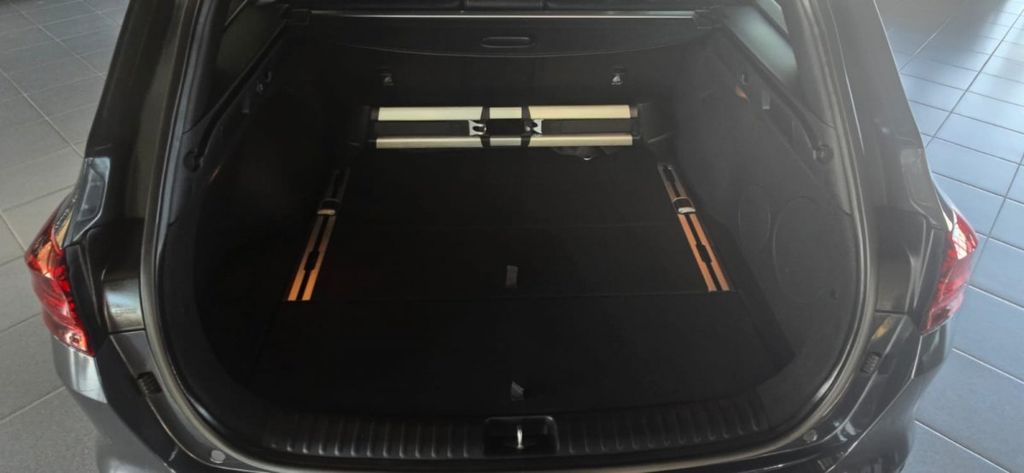 Kia cee'd / Ceed 2022