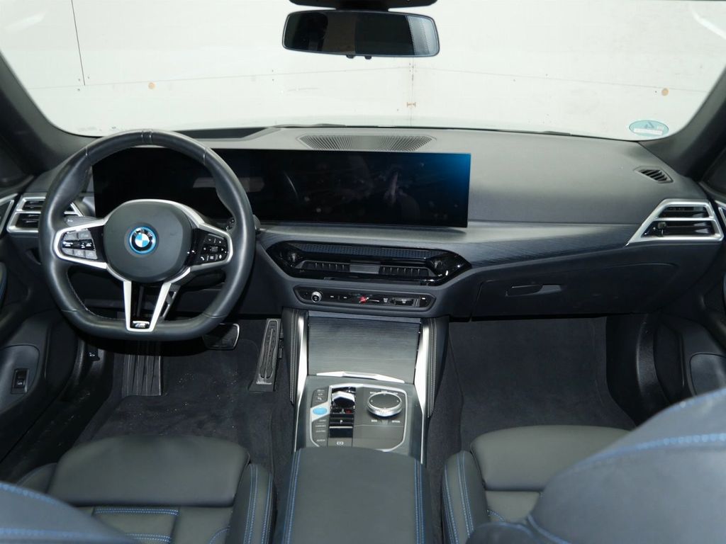 BMW i4 2025