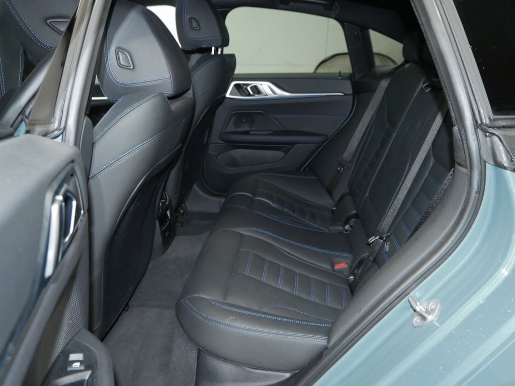 BMW i4 2025