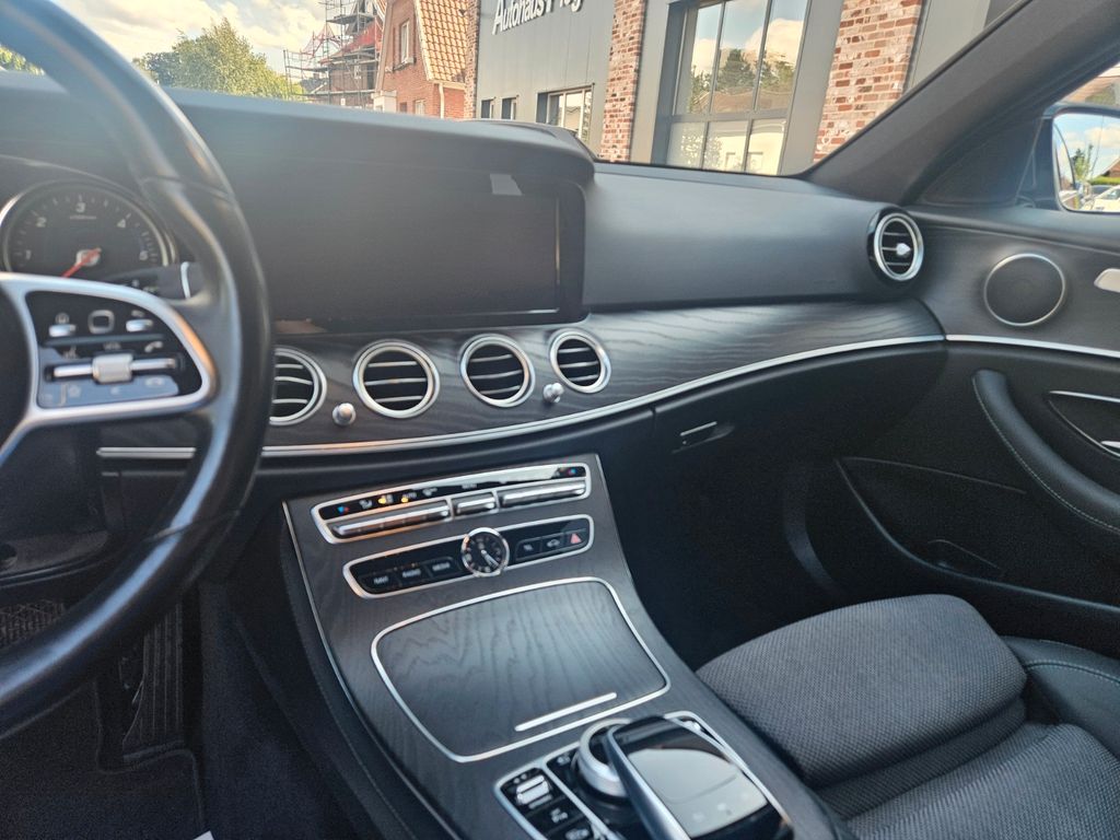 Mercedes-Benz E 220 2020