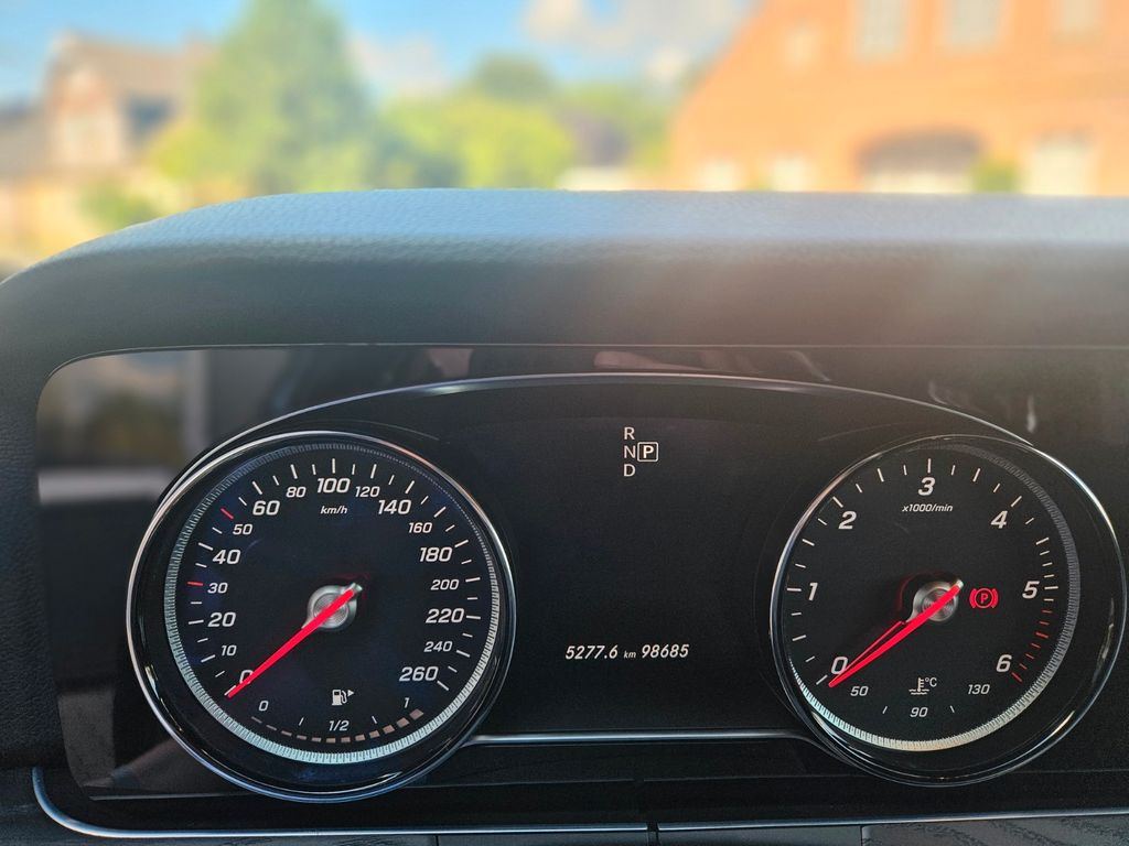 Mercedes-Benz E 220 2020