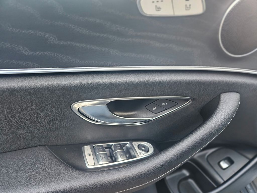 Mercedes-Benz E 220 2020