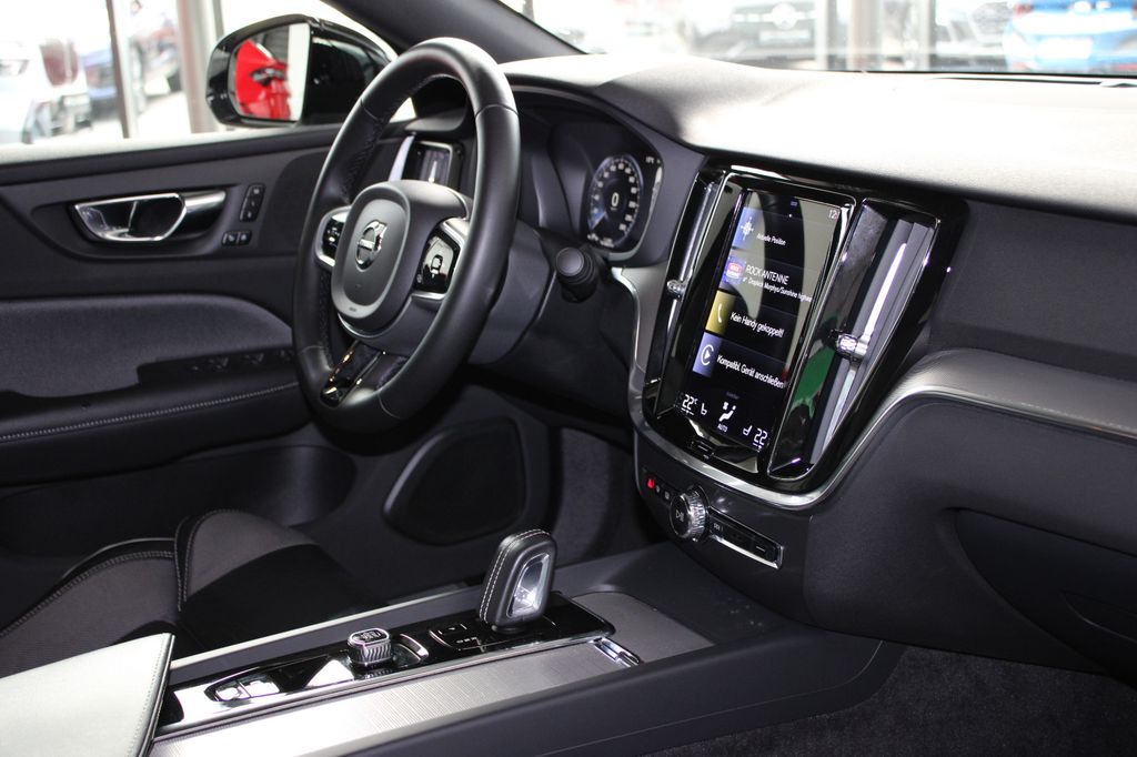 Volvo S60 2022