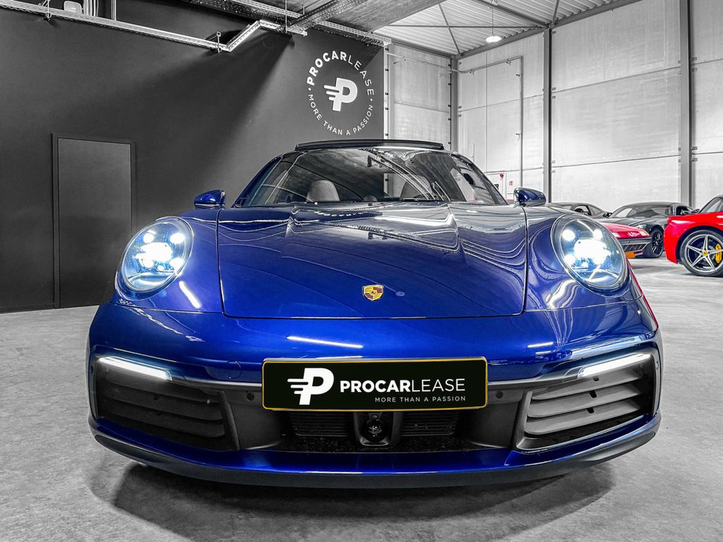 Porsche 992 2025