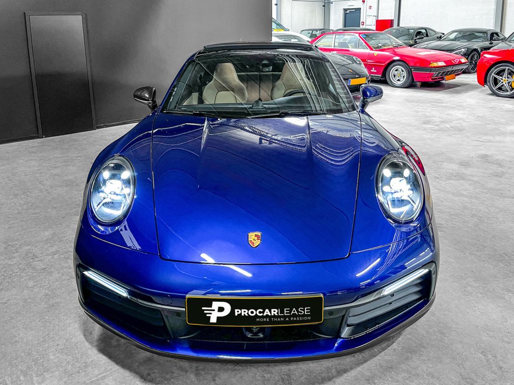 Porsche 992 2025