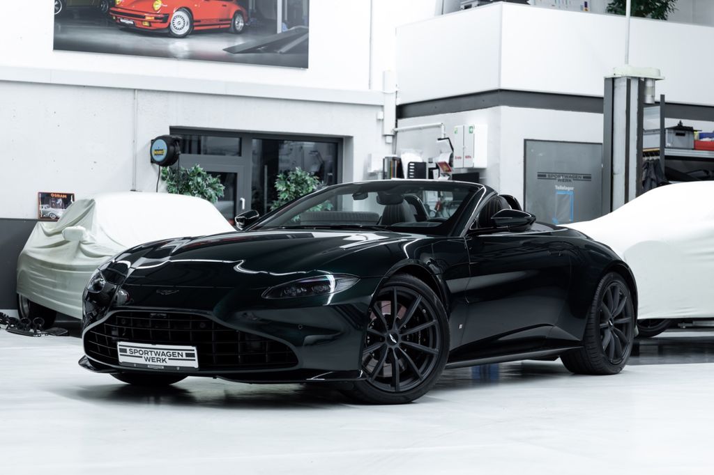 Aston Martin V8 Vantage 2021