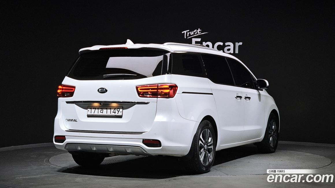 Kia Canival 2019