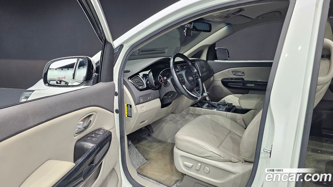 Kia Canival 2017