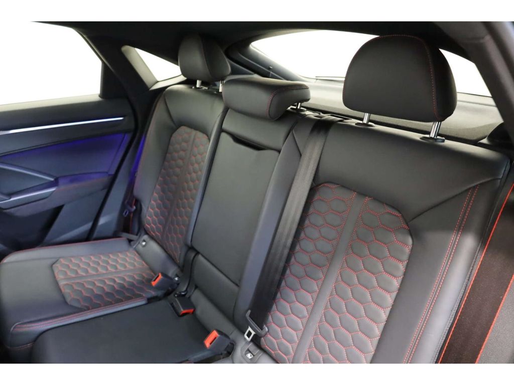 Audi RSQ3 2022