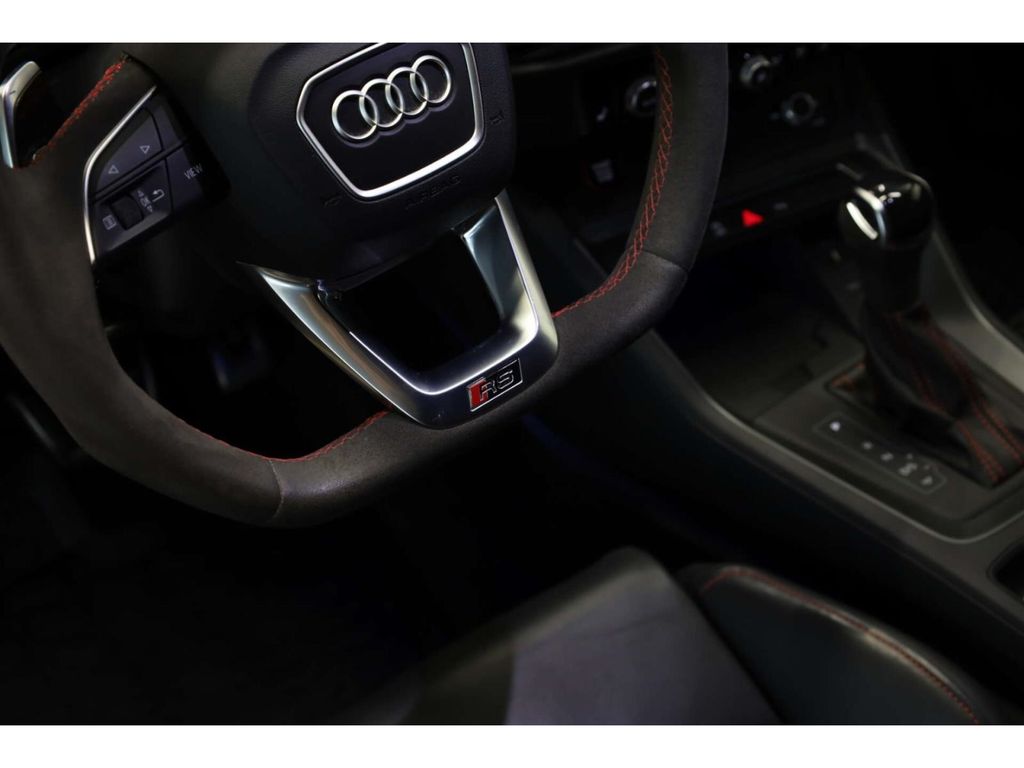 Audi RSQ3 2022