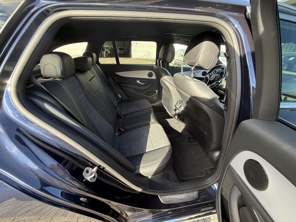 Mercedes-Benz E 300 2022