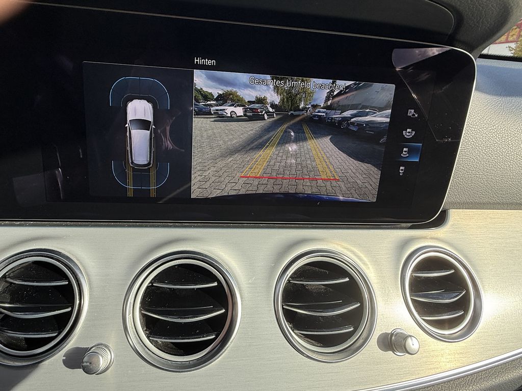 Mercedes-Benz E 300 2022