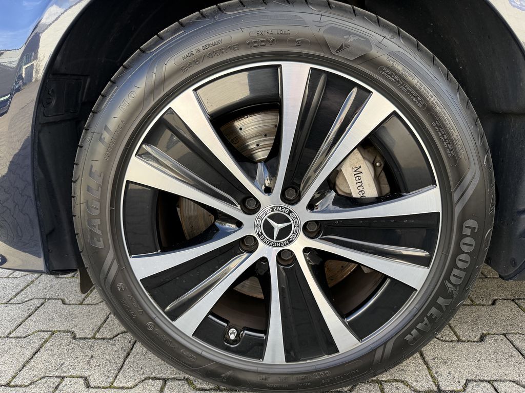 Mercedes-Benz E 300 2022