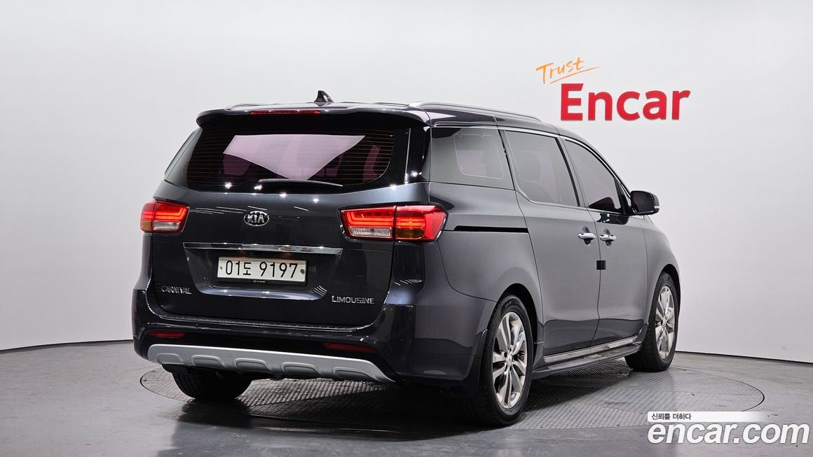 Kia Canival 2018