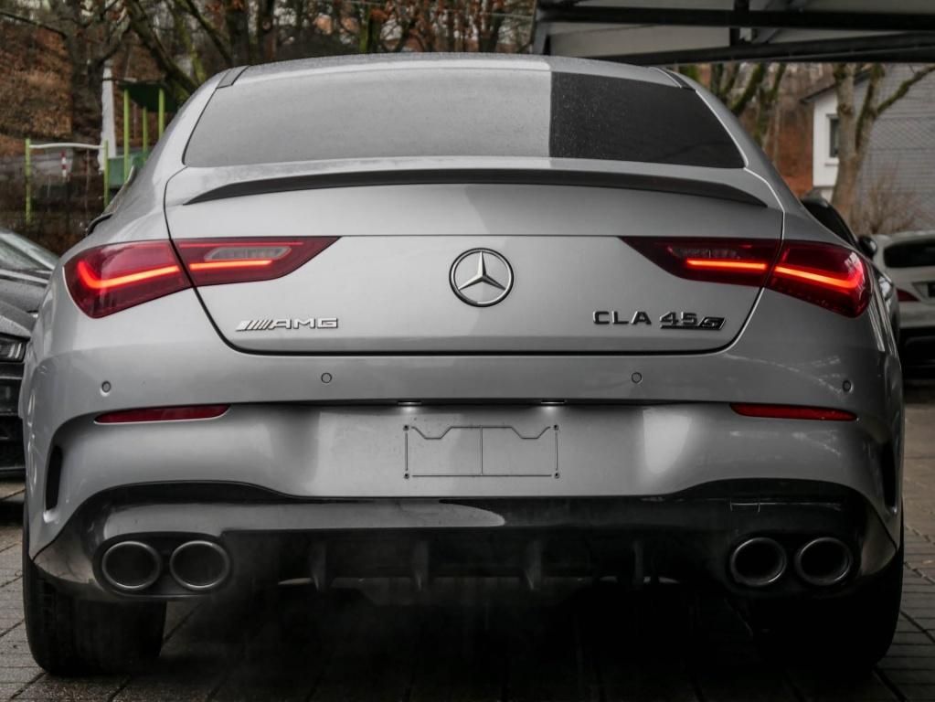 Mercedes-Benz CLA 45 AMG 2025