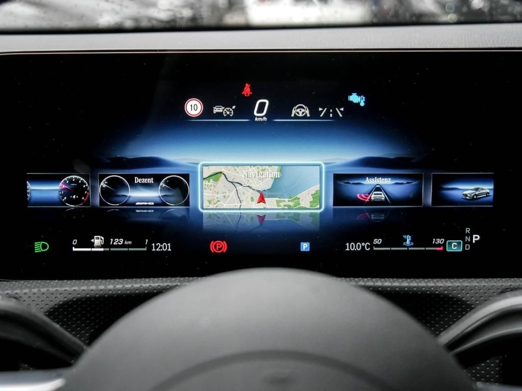 Mercedes-Benz CLA 45 AMG 2025