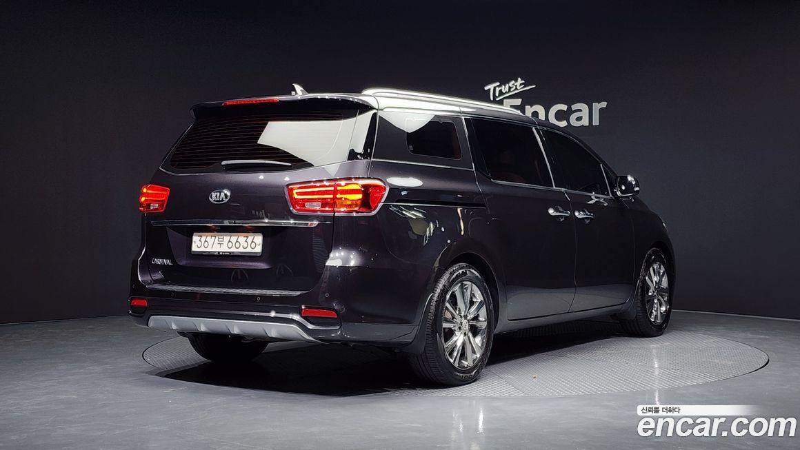 Kia Canival 2019