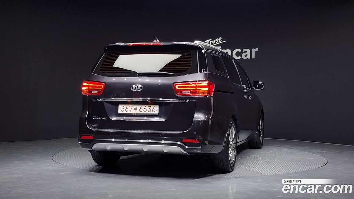 Kia Canival 2019