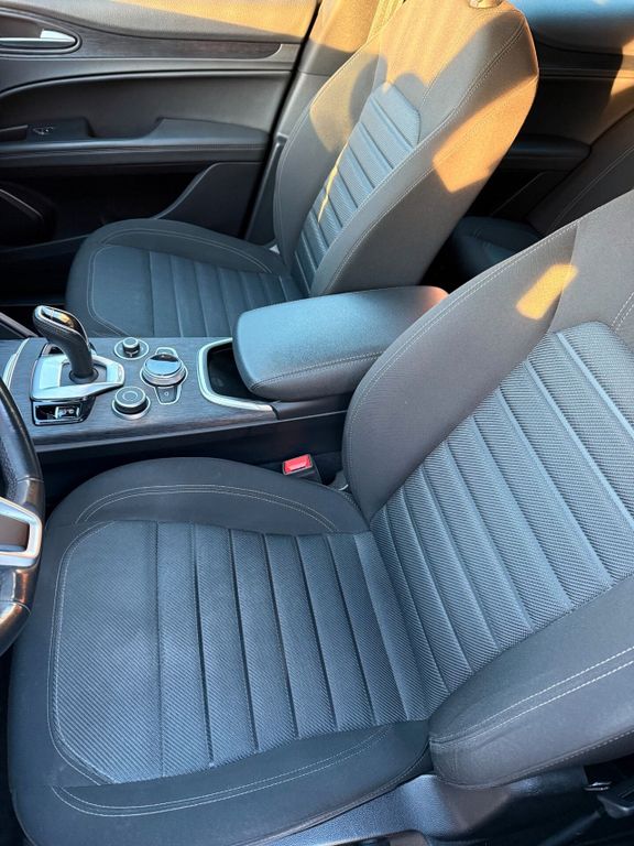 Alfa Romeo Stelvio 2022