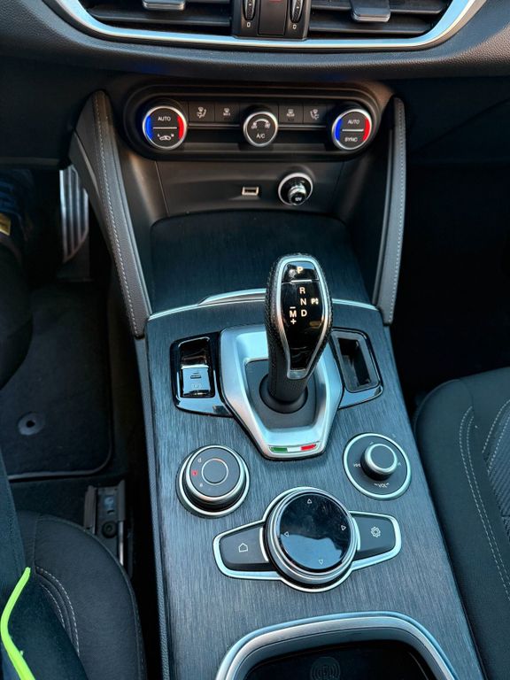 Alfa Romeo Stelvio 2022