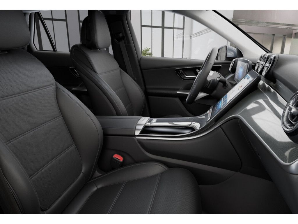 Mercedes-Benz GLC 300 2025