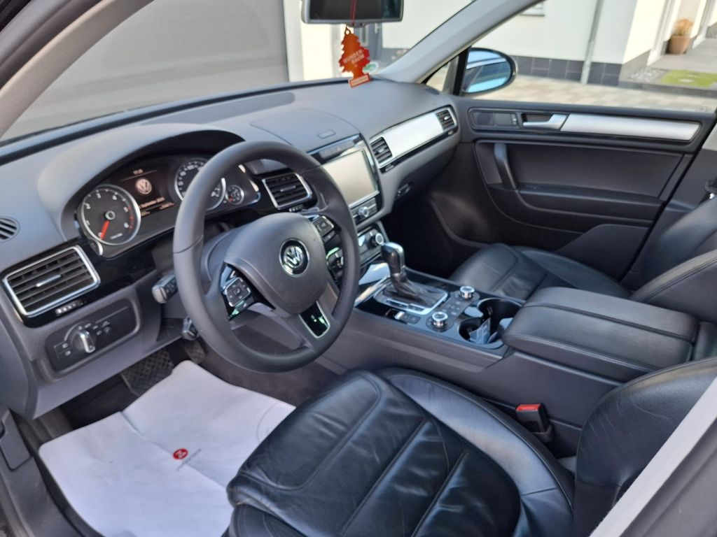 Volkswagen Touareg 2014