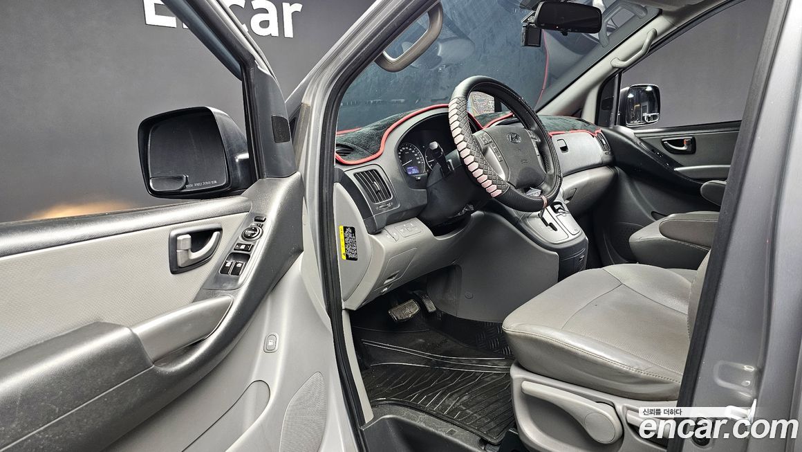 Hyundai Starex 2019