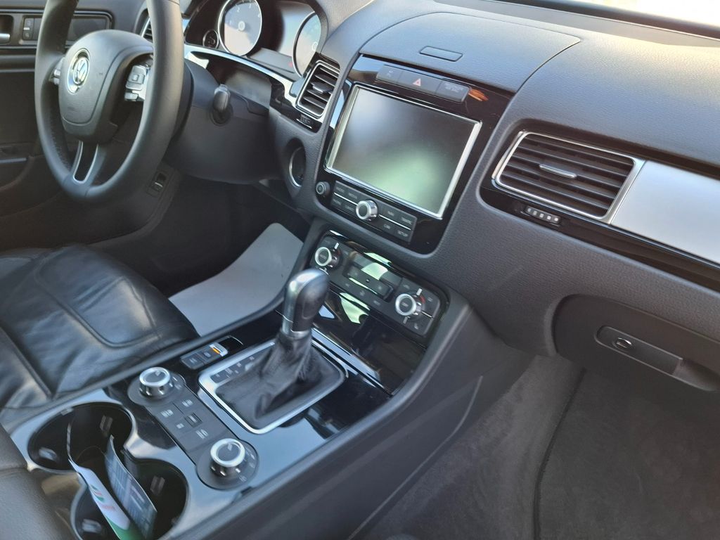 Volkswagen Touareg 2014