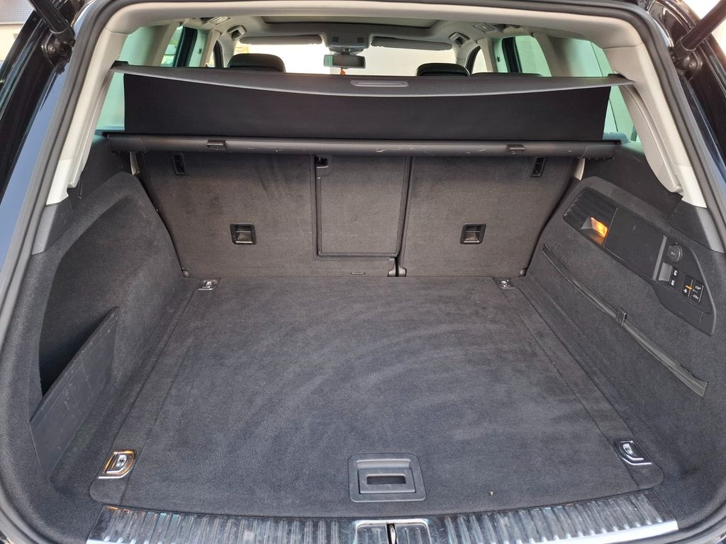 Volkswagen Touareg 2014