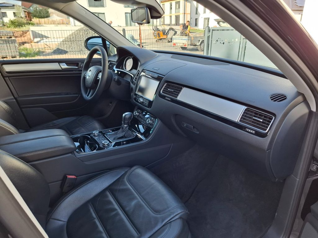 Volkswagen Touareg 2014