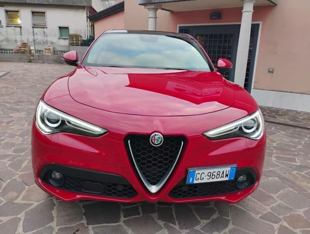 Alfa Romeo Stelvio 2021