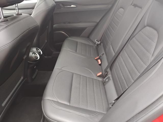 Alfa Romeo Stelvio 2021